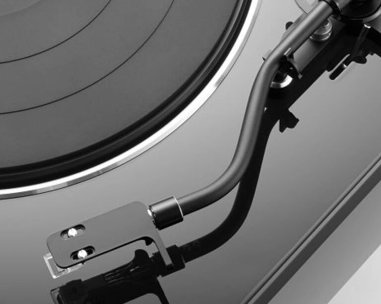 What Every Vinyl Fan Should Know About Turntable Maintenance