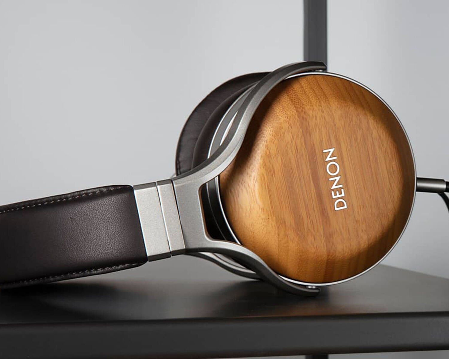 Over-Ear Headphones Buying Guide
