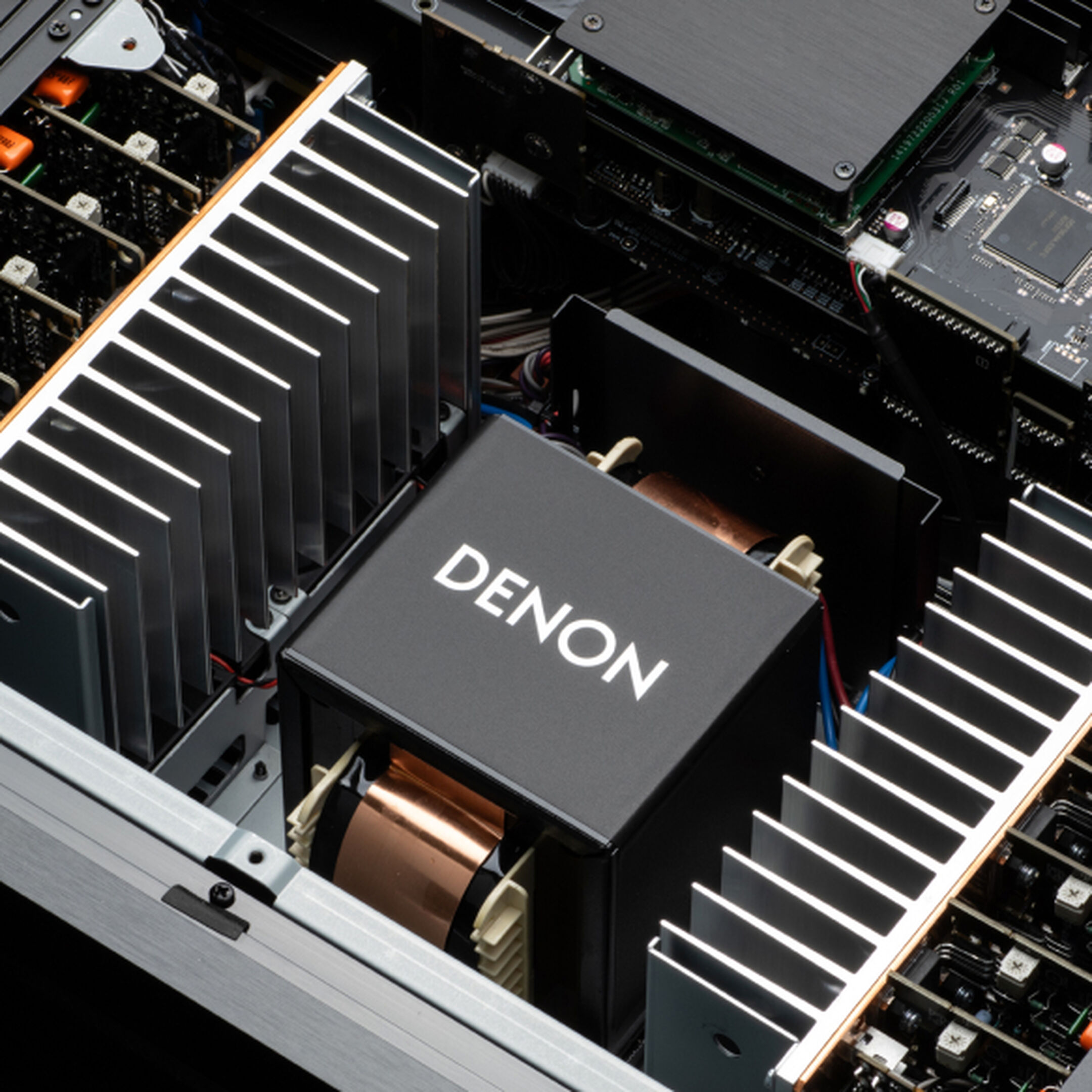 Denon AVC- A10H