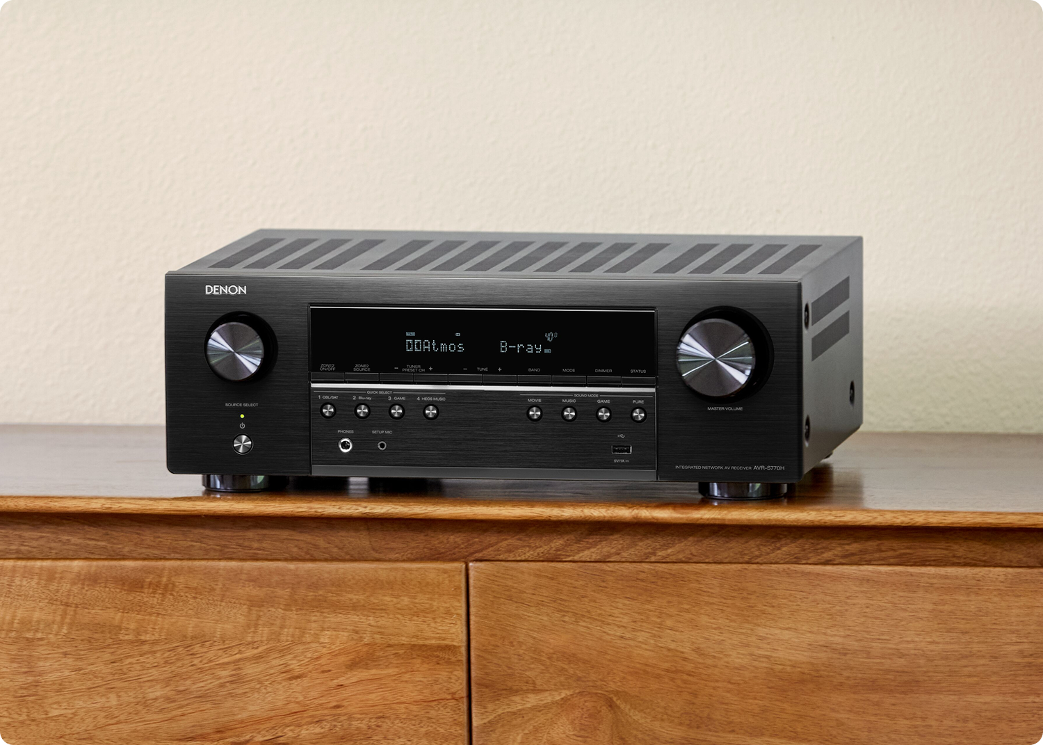 AVR S770H sitting on a piece of furniture