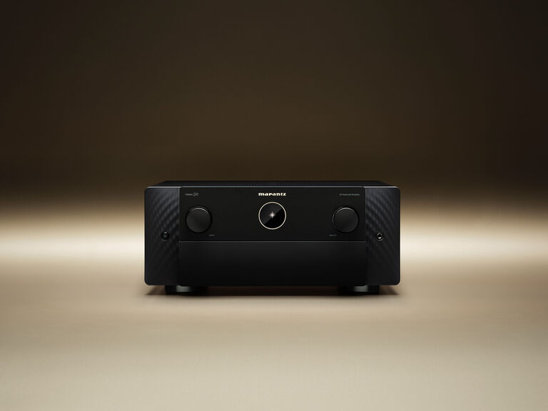 CINEMA 30, Black, lifestyle