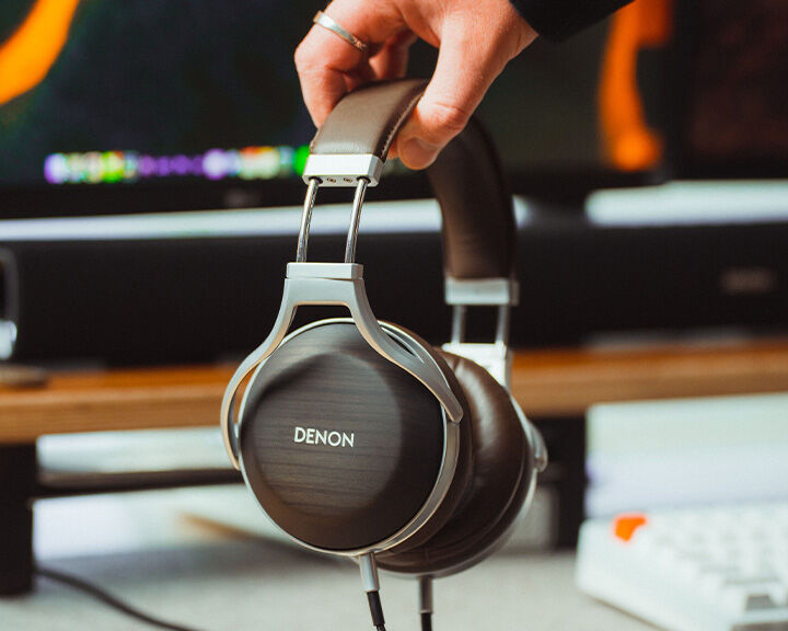 AH-D5200 - Ultra-Premium Hi-Fi Headphones with Drivers Made in