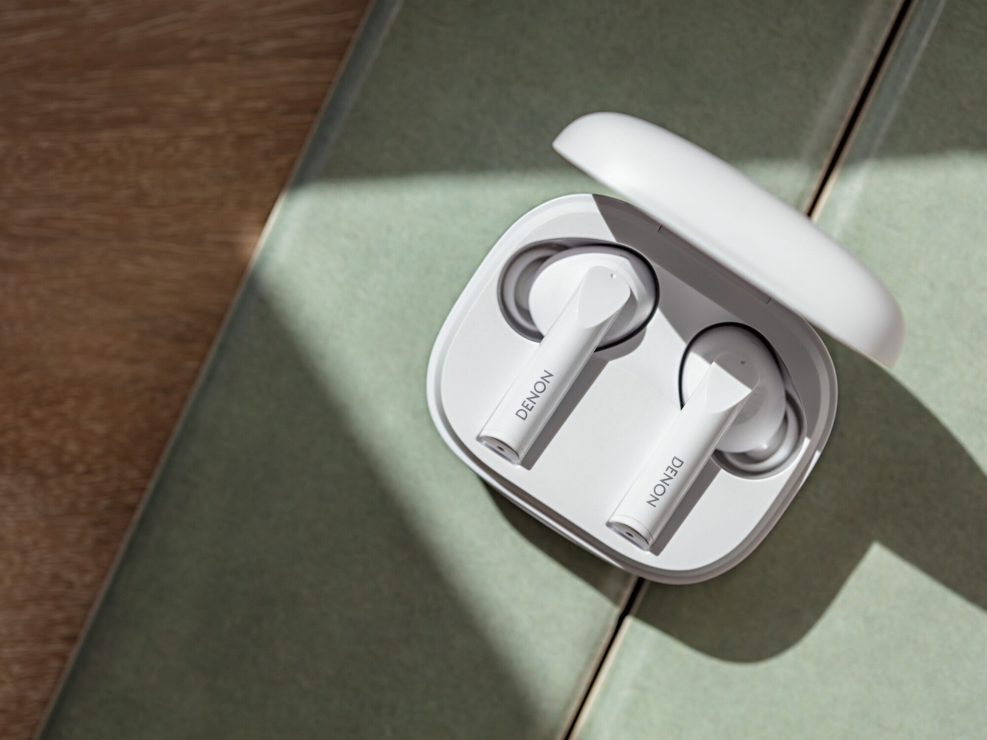 AH-C840NCW - True wireless earbuds with active noise cancellation