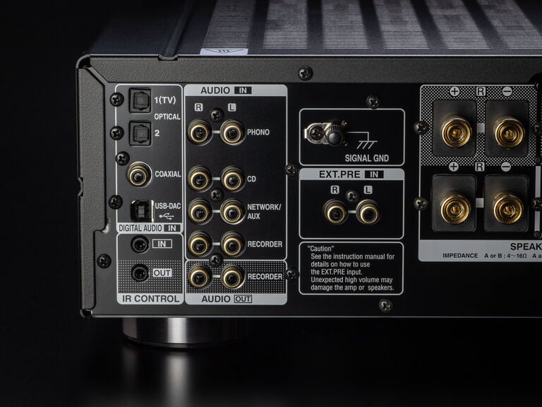 PMA-1700NE, Zwart, dynamic