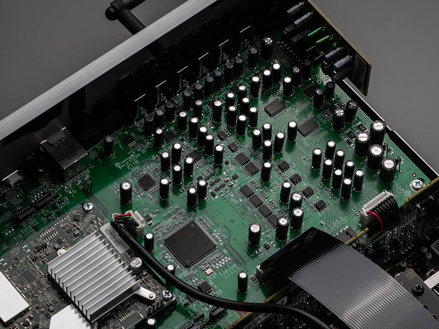 AVR-X1700H DAB, Zwart, dynamic