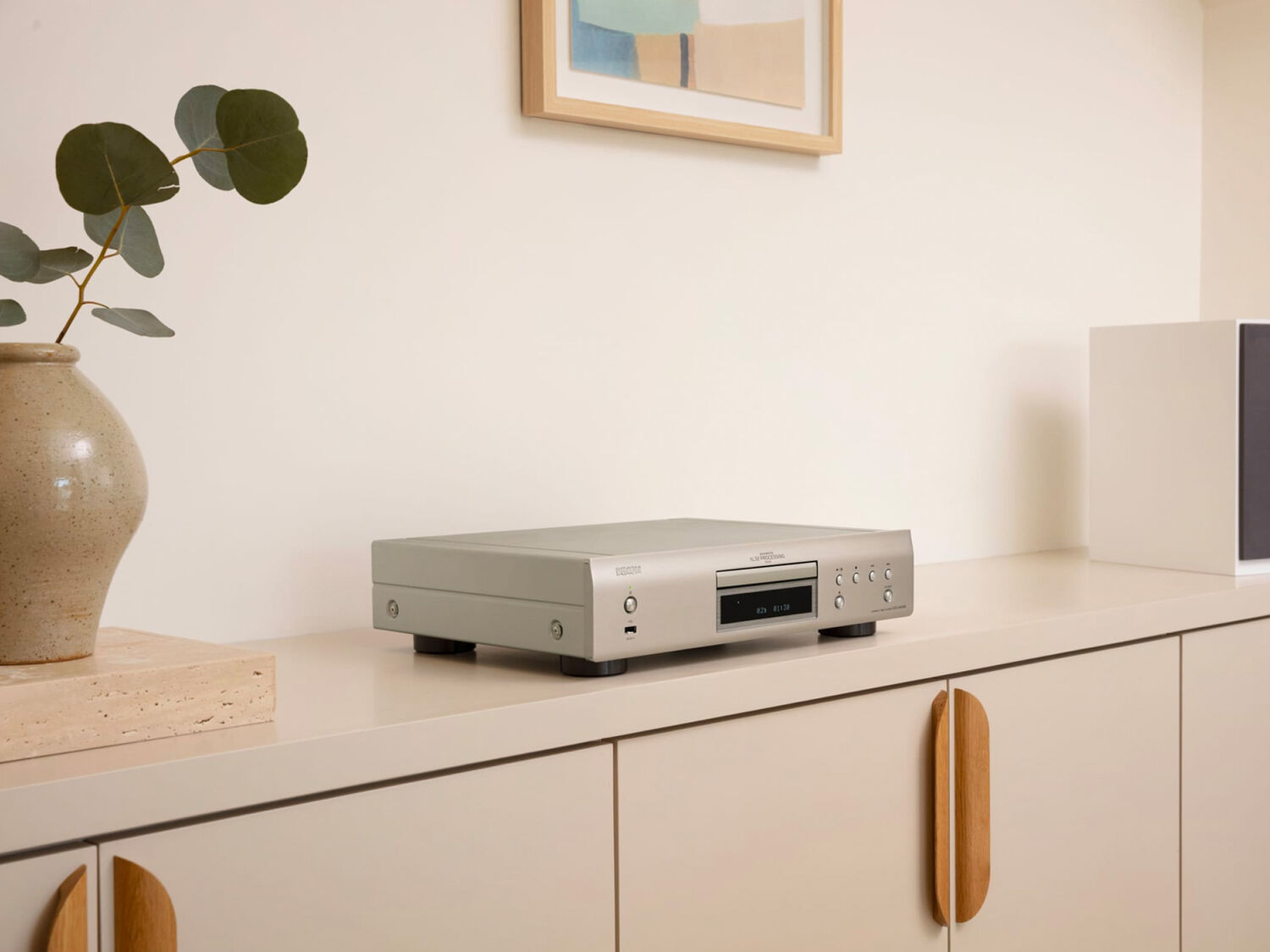 DCD-900NE, Silver, dynamic
